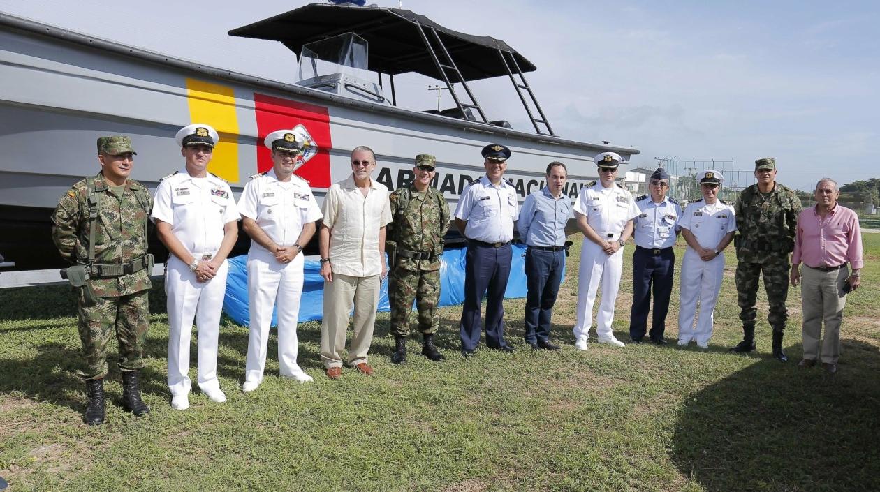 El bote nuevo de la Armada Nacional.