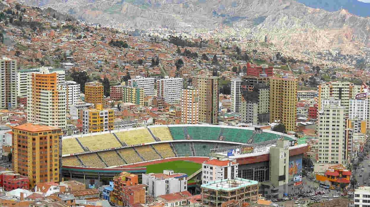 Estadio Hernando Siles de la Paz. 