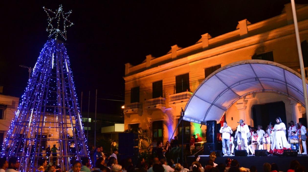 Concierto en la Plaza Principal de Soledad.