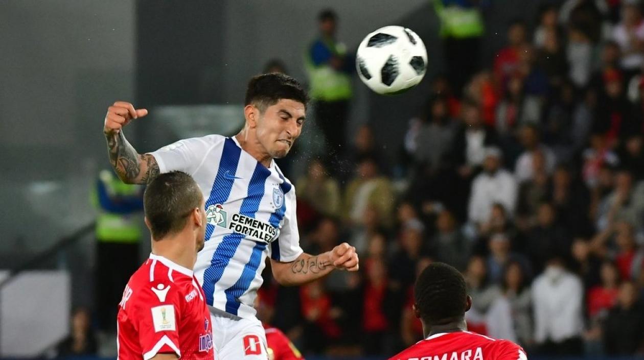 Acción del tanto de Víctor Guzmán.