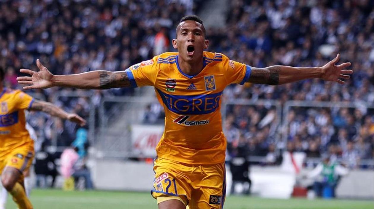 Francisco Meza celebrando el gol del campeonato.