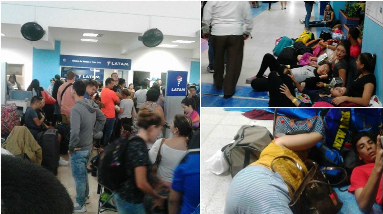 Así se están los pasajeros de Latam en el aeropuerto de San Andrés.