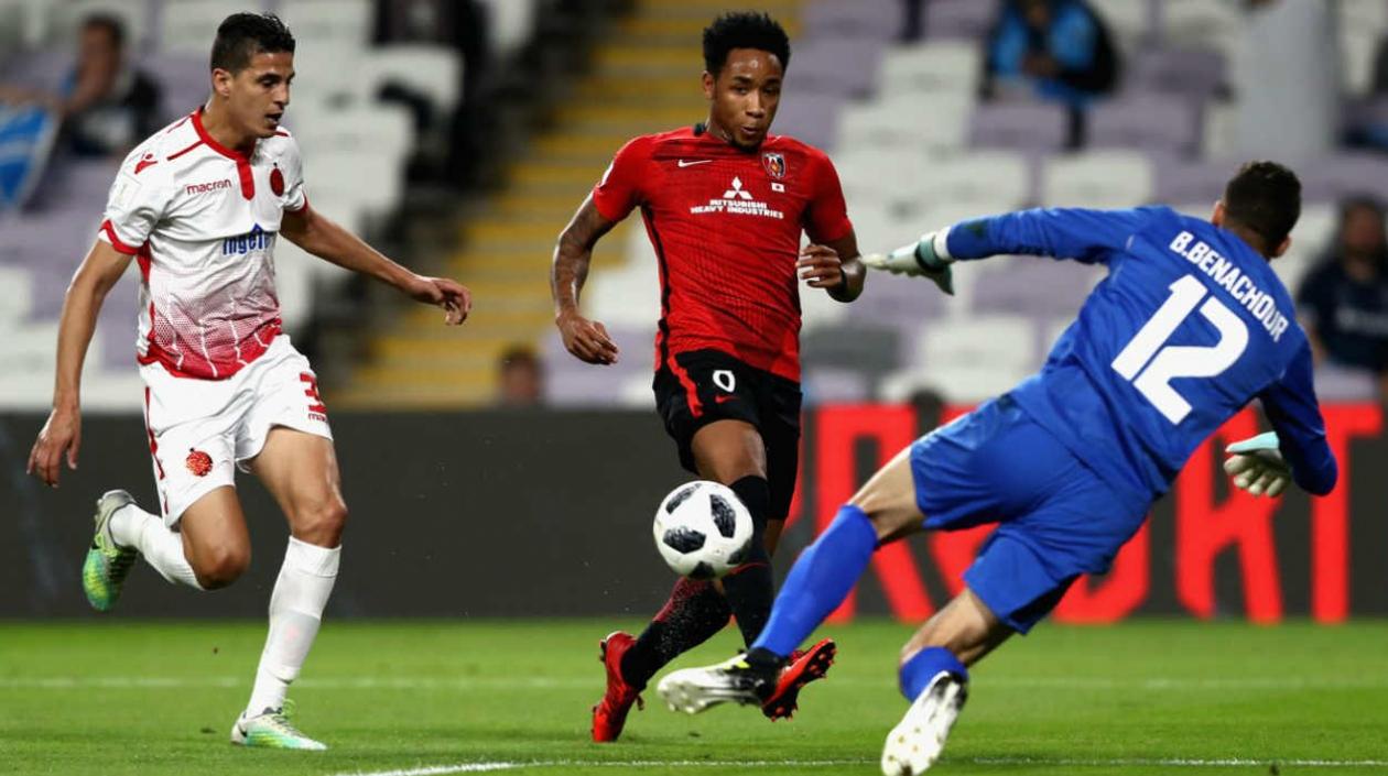 Acción de uno de los tantos del Urawa. 