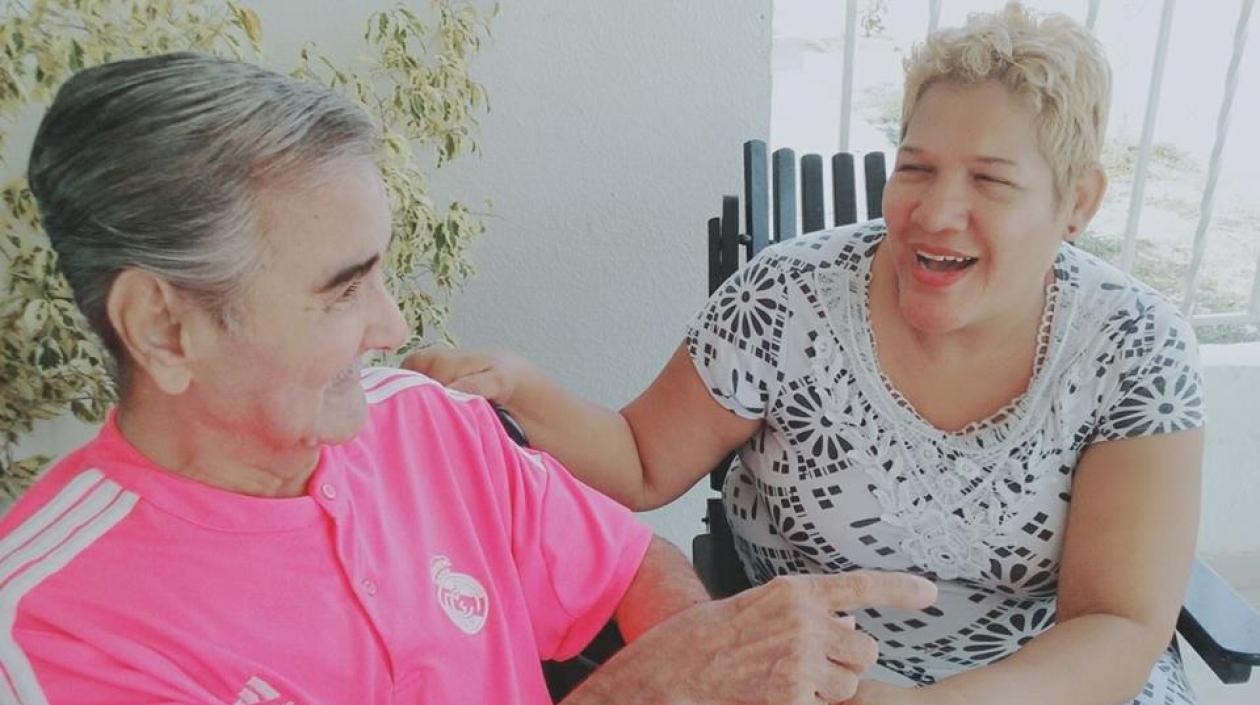 El maestro Adolfo Echevarría y su esposa Anastacia Arrieta.