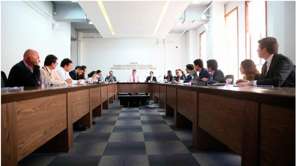 El Consejo Superior de Política Fiscal (Confis) aprobó recursos para la Ruta del Sol II, a cargo de Invías.