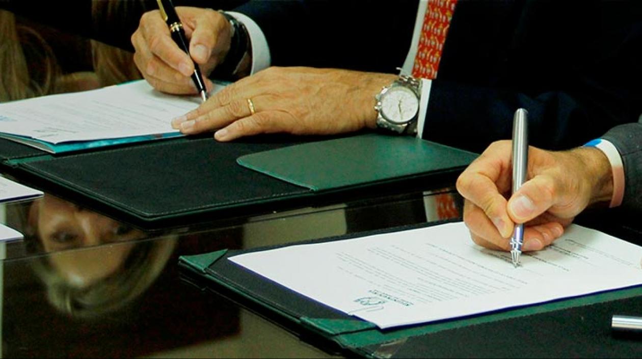 En total,  943 aspiran a ocupar una curul en el Senado y 1.793 a la Cámara de Representantes.