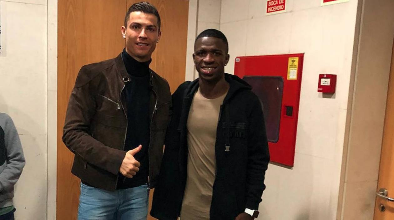 Cristiano Ronaldo y Vinicius Junior. 