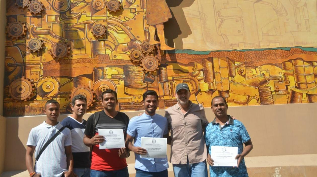 Ganadores en la categoría mural.
