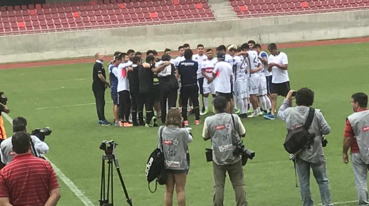 Jugadores del Melipilla en la cancha. 