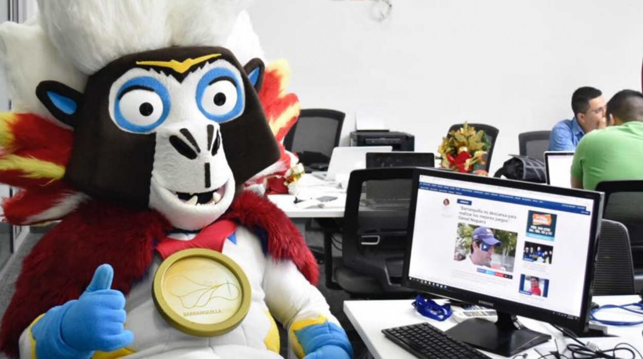 Baqui en su visita a las oficinas de Zona Cero. 