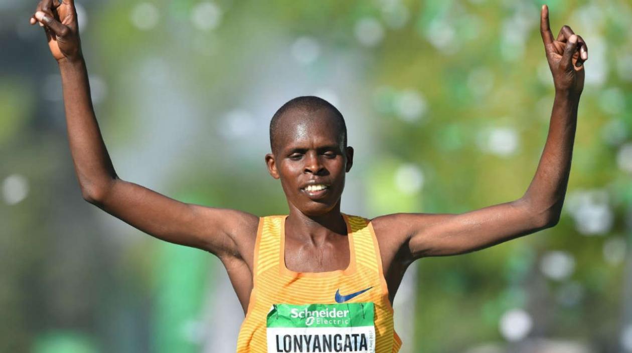 Paul Lonyangata es el gran favorito para la victoria. 