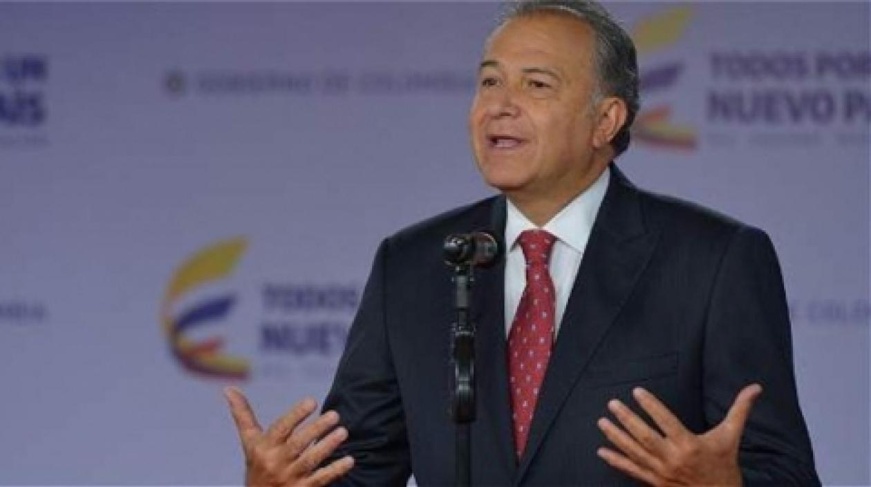 Vicepresidente Óscar Naranjo.