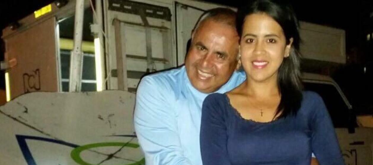 La periodista barranquillera Estefany Rodríguez y su padre Juan Rodríguez.