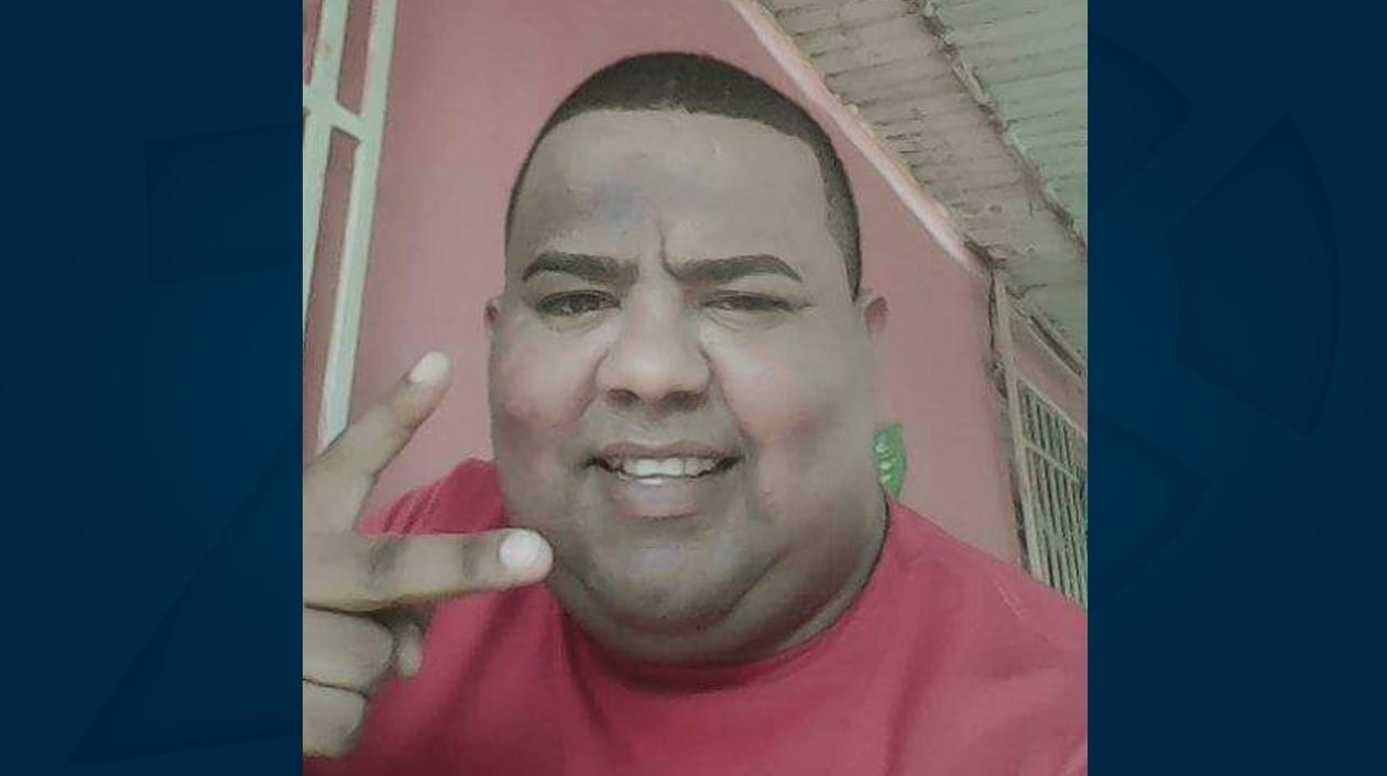 Carlos Adolfo Moreno Eyes.