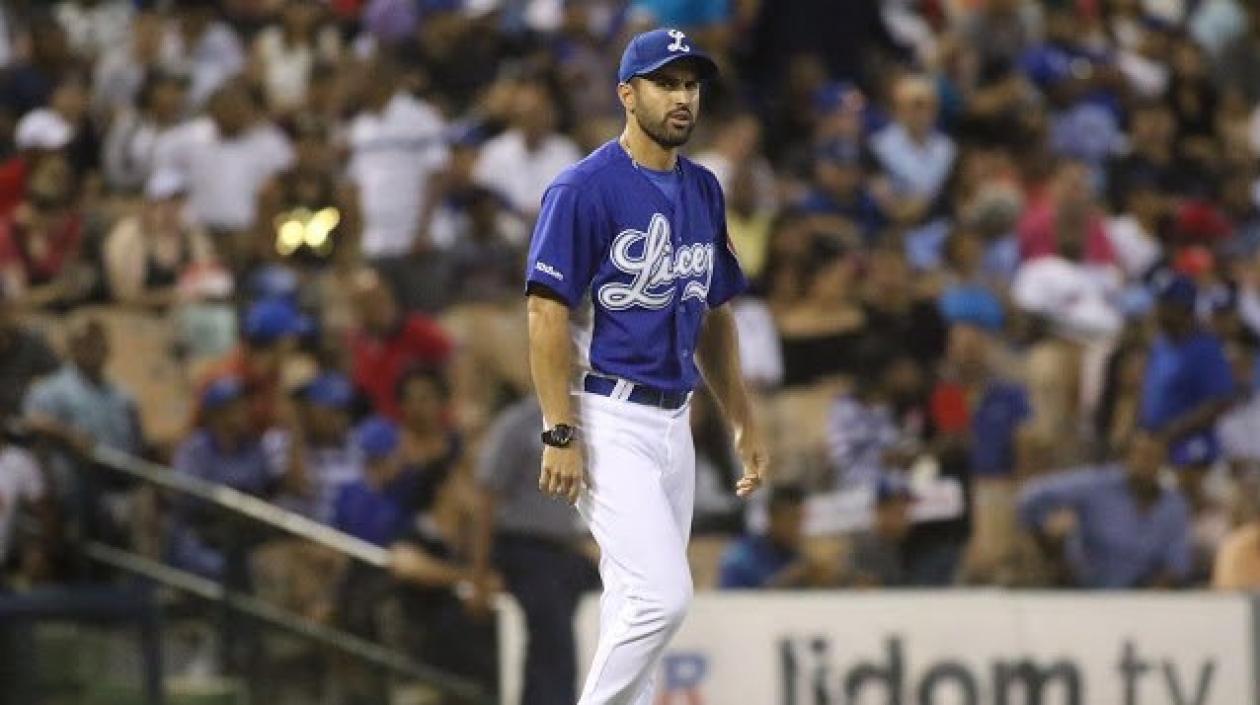 Luis Felipe Urueta, mánager de los Tigres del Licey. 