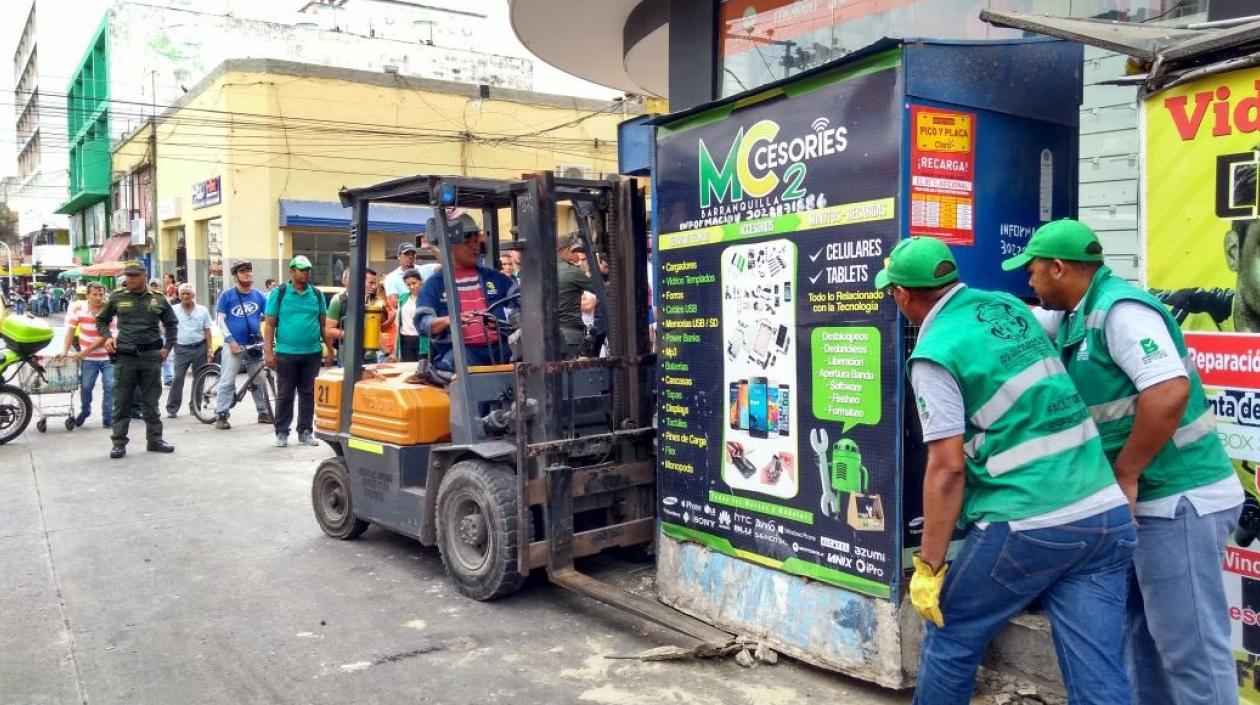 Seguirán los operativos de recuperación del espacio público en el Centro Histórico de Barranquilla.