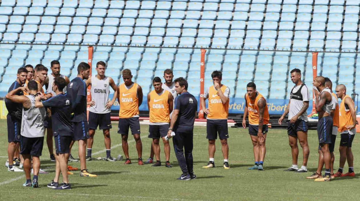 Jugadores de Boca en un entrenamiento. 