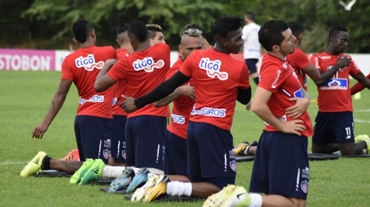 Junior se alista para la temporada del 2018. 