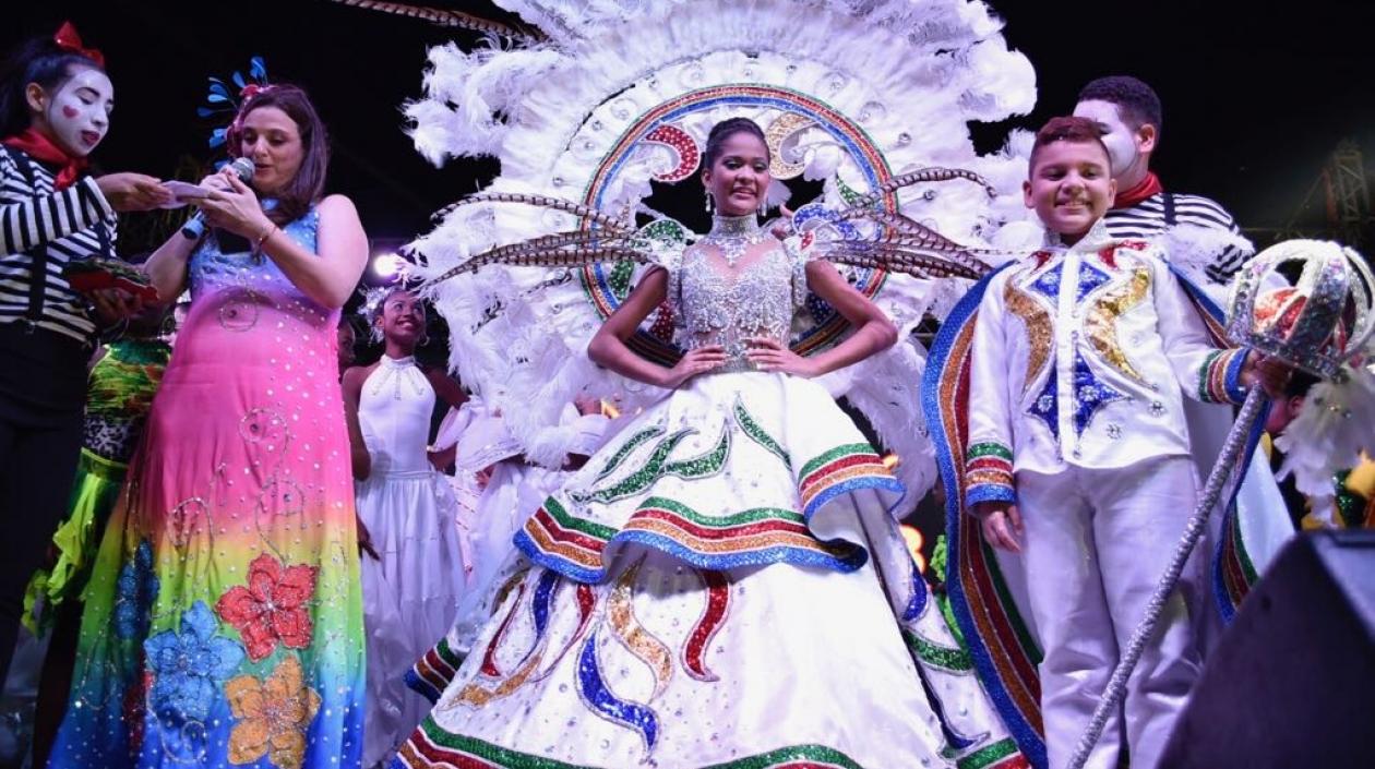 Karen Abudinen, Directora del ICBF, hizo presencia en el evento de los niños.