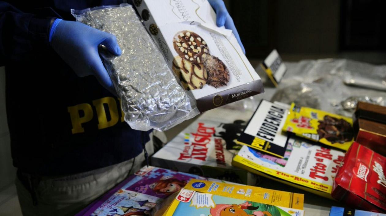 Un colombiano vinculado a las FARC fue detenido porque en su equipaje tenía caja de juguetes y chocolates que contenían más de 6 kilos de marihuana creepy.