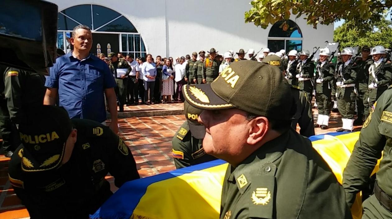 Velación de policías en la Escuela Antonio Nariño.