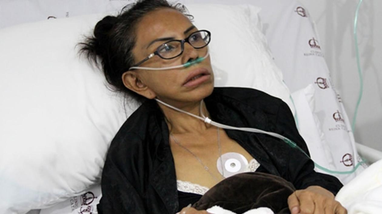 Enilce López, exempresaria del chance, paga condena en su casa con atención médica.