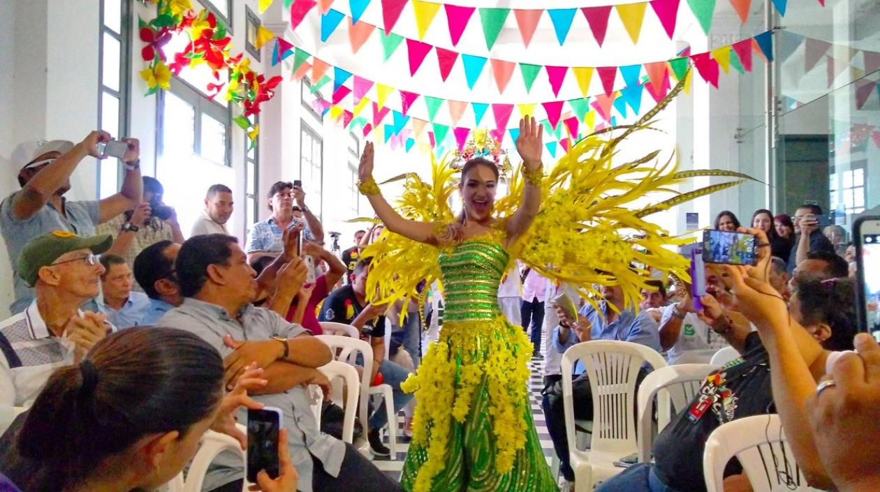 La Reina del Carnaval Valeria Abuchaibe.