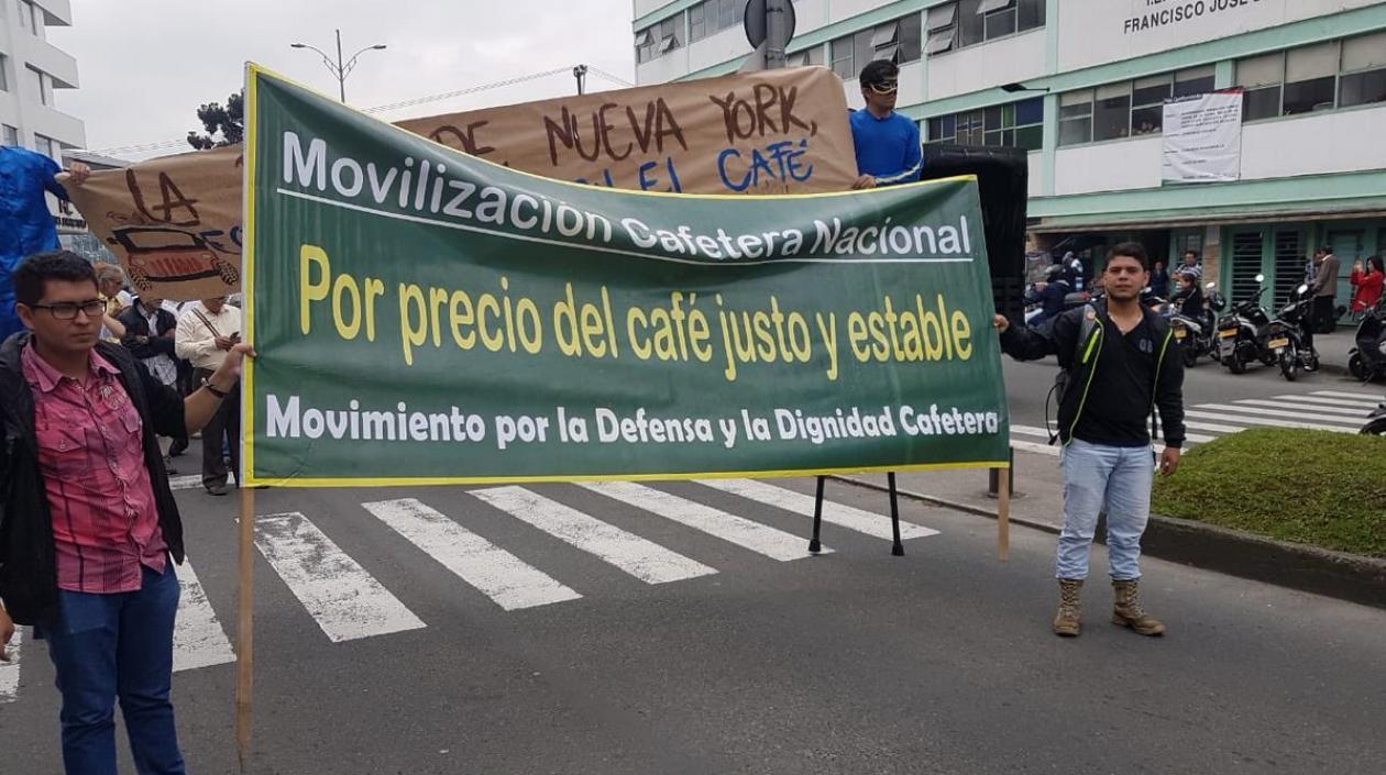 Los caficultores salieron a las calles a protestar.