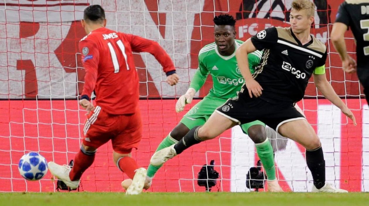 Acción de gol desperdiciada por James Rodríguez. 