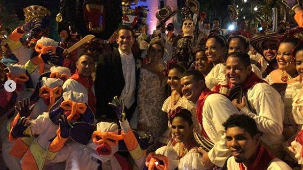 Los novios Giovanni Pizarro Carrioni y Marcela Dávila.