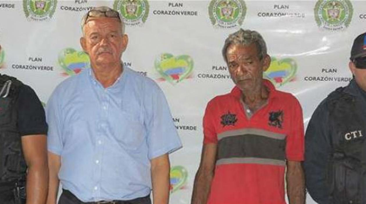 El líder espiritual Manuel Salvador Ibarra y el conductor Jaime Gutiérrez Ospino.