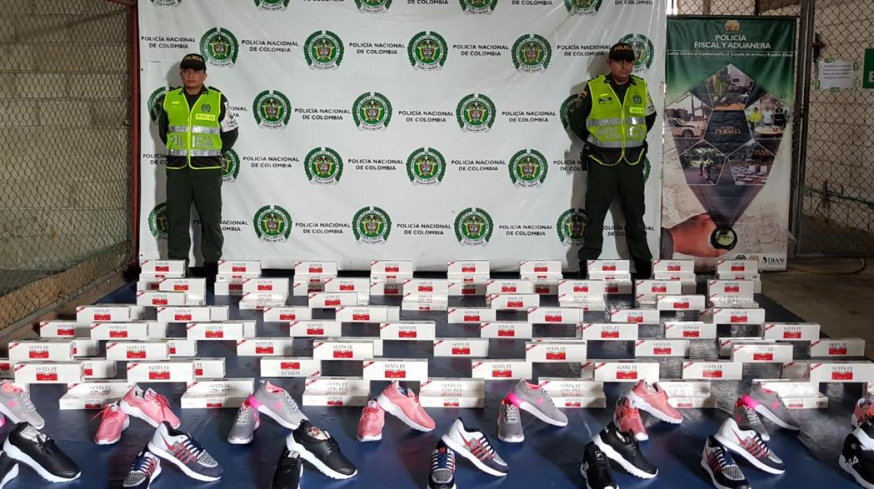 731 pares de calzado fue parte de la mercancía decomisada por la Polfa.