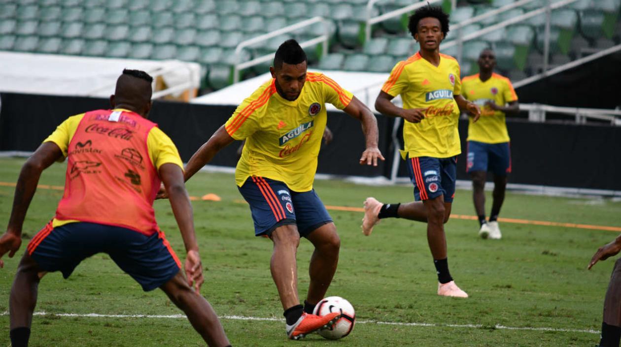 Miguel Ángel Borja durante entrenamiento. 