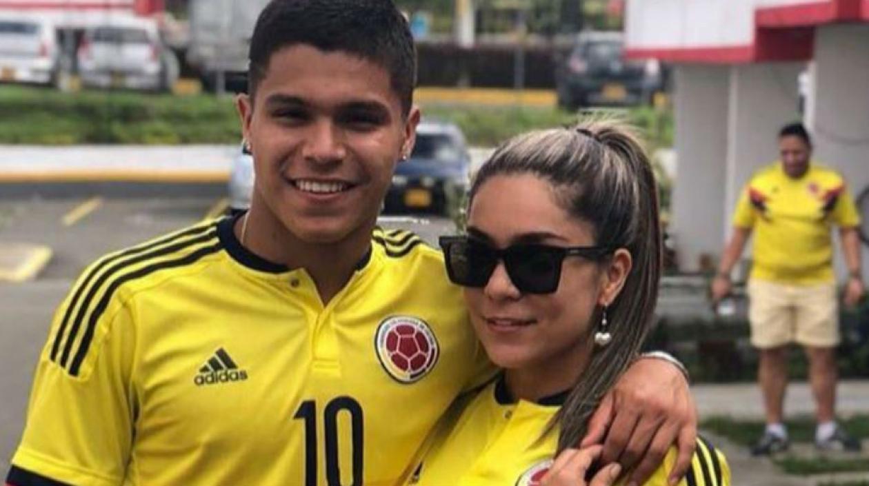 Juan Camilo Hernández y su mamá Yaneth Suárez. 