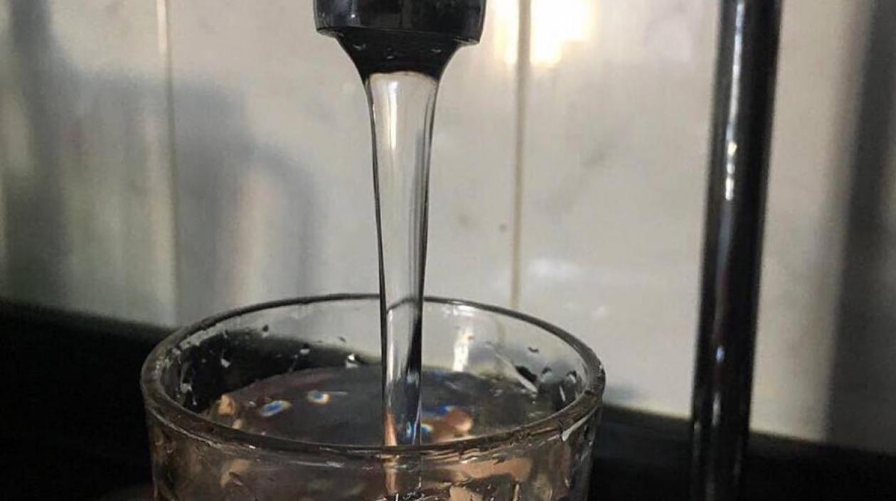 La recomendación es aprovisionarse de agua para las labores, puesto que el servicio volverá a las 10 de la noche.