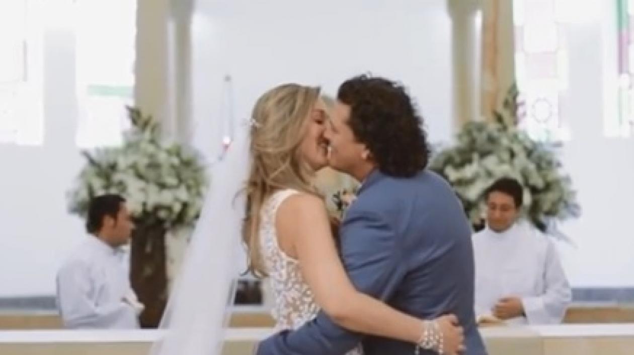 Claudia Elena Vásquez y Carlos Vives.