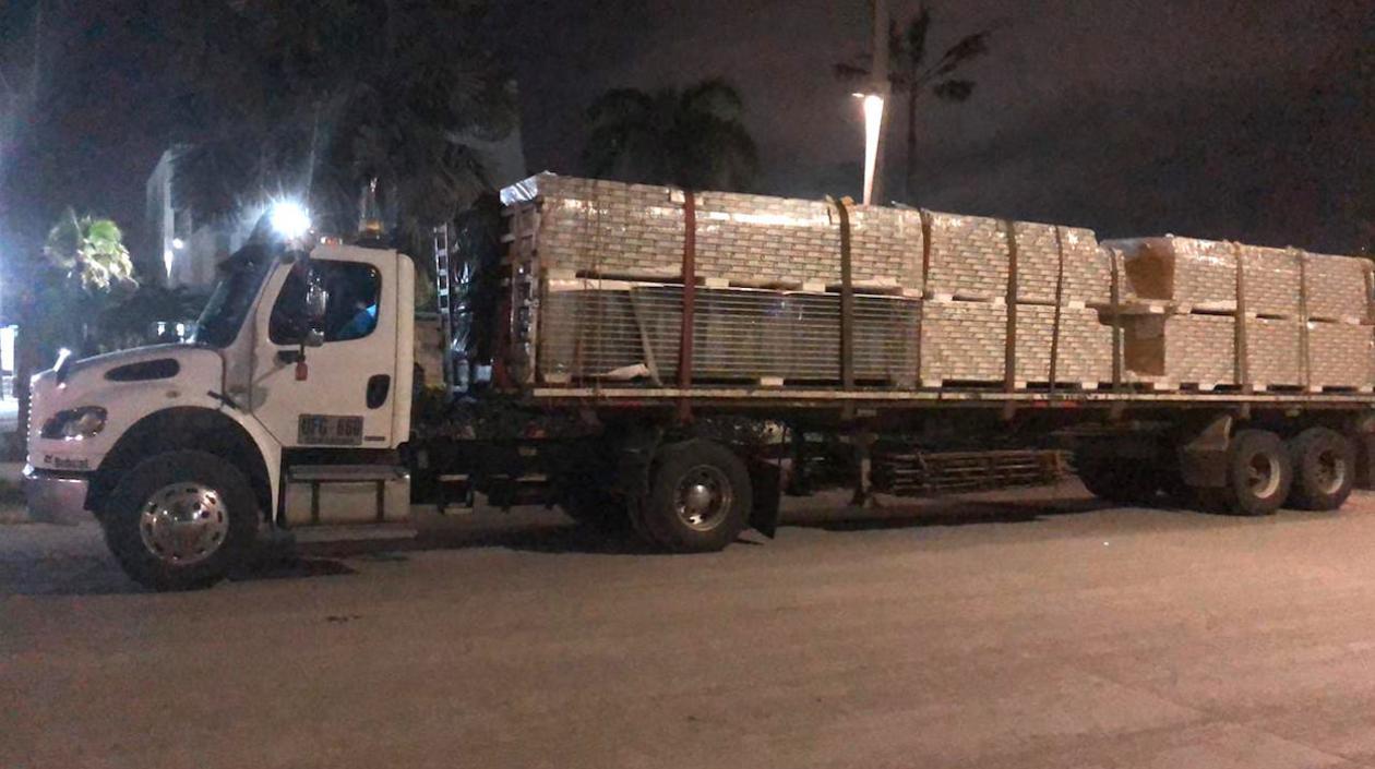 Vehículo que transportaba la marihuana.