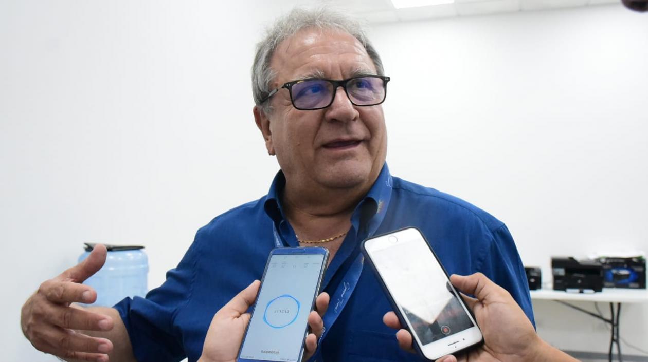 Riccardo Fraccari, presidente de la Confederación Mundial de Béisbol y Softbol.