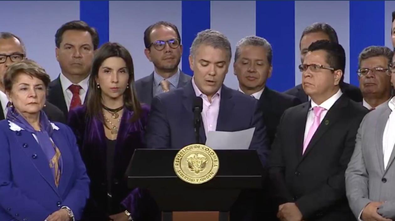 Presidente y rectores acuerdan más recursos para las universidades públicas del país.