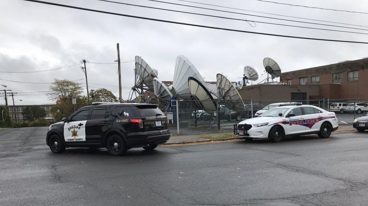 Estudio de televisión del canal 13, WNYT, una filial de NBC en el condado de Albanyñ.