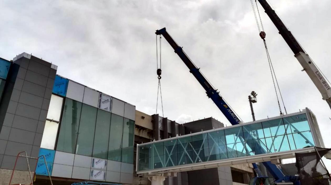 Uno de los puentes de abordaje. 