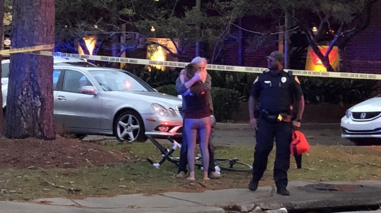 El ataque fue al interior de un estudio de yoga en Tallahassee, Florida .