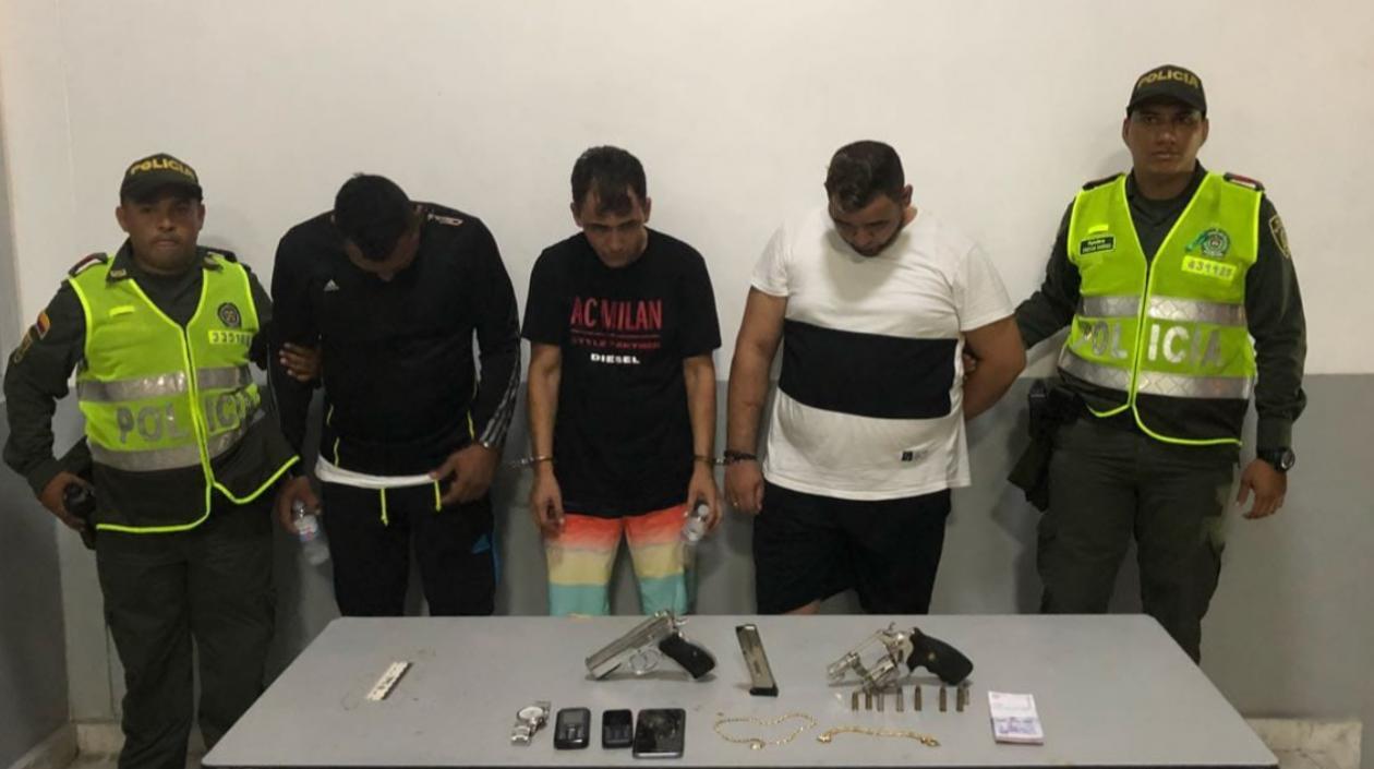 Los tres capturados fueron conducidos a la URI de la Fiscalía.