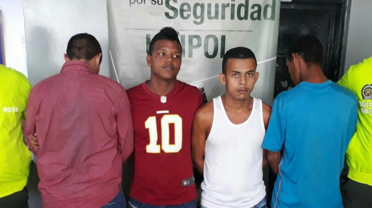Capturan a cuatro jóvenes, dos de ellos menores de edad