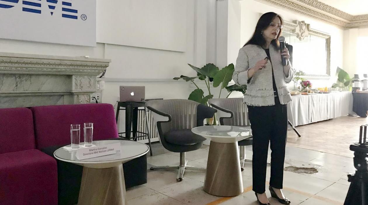 Directora del sistema de inteligencia artificial Watson de IBM América Latina, Martha González