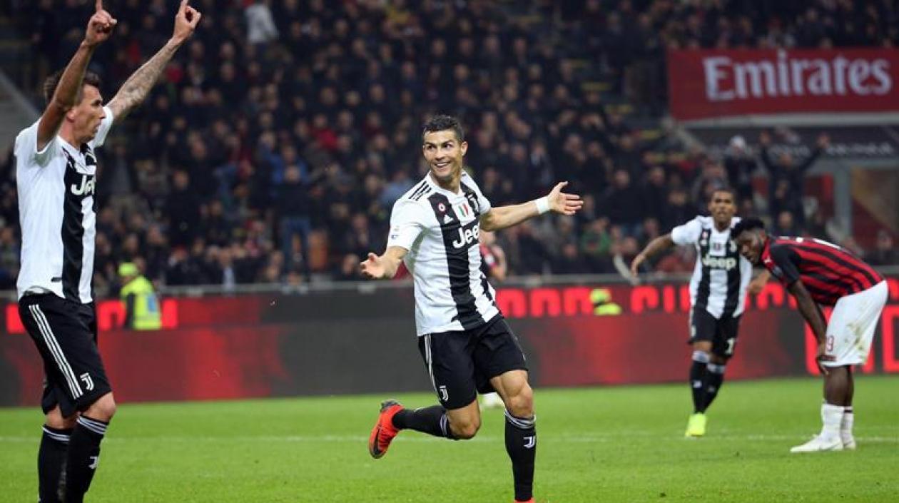 Cristiano Ronaldo celebra uno de los goles del cuadro de Turín.