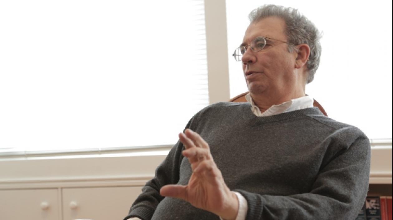 El poeta colombiano Darìo Jaramillo.