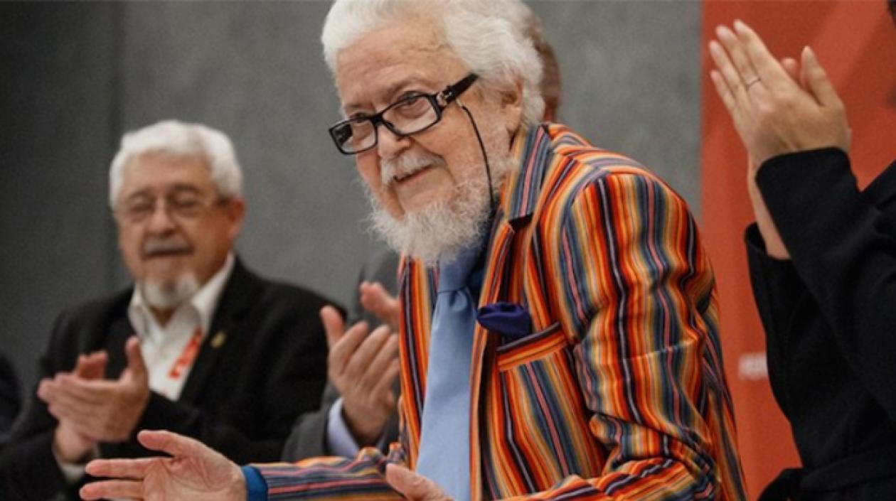 El escritor y poeta Fernando del Paso.