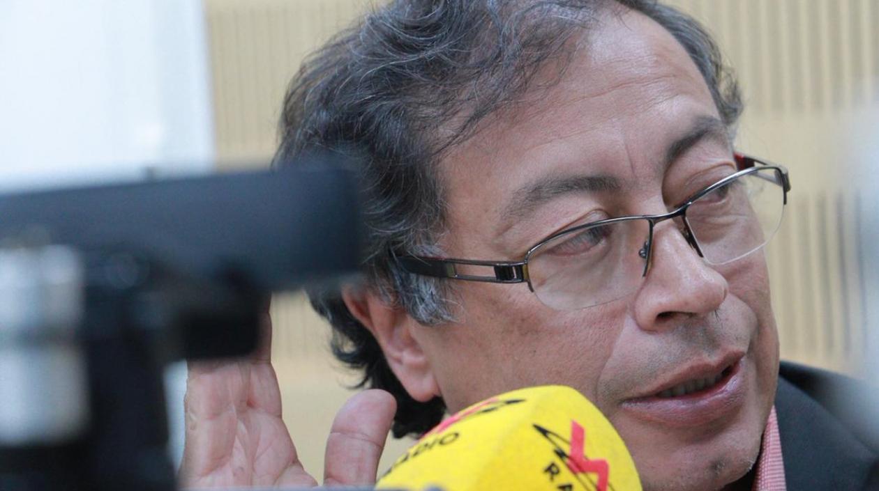 Gustavo Petro, senador.