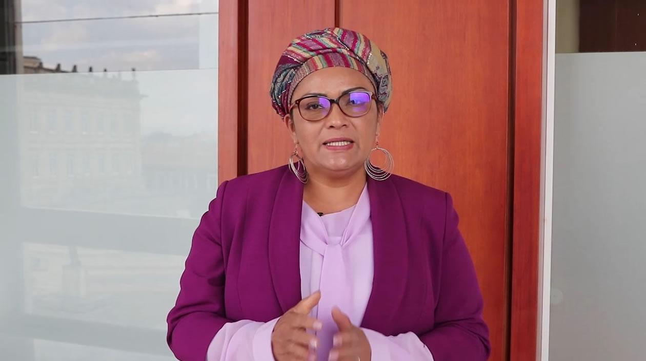 La senadora Victoria Sandino